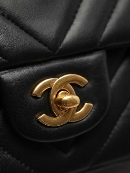 Chanel Classic Chevron Mini Single Flap
