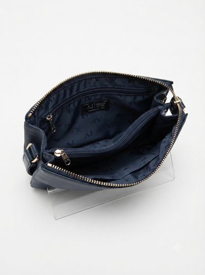 Armani Jeans lakirana torbica