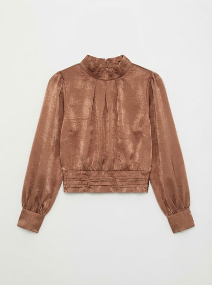 Satenska bluza s visokim ovratnikom | L