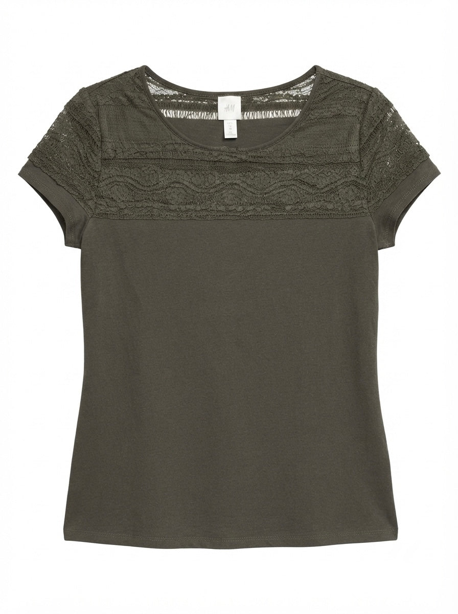 H&M majica s detaljima čipke | M