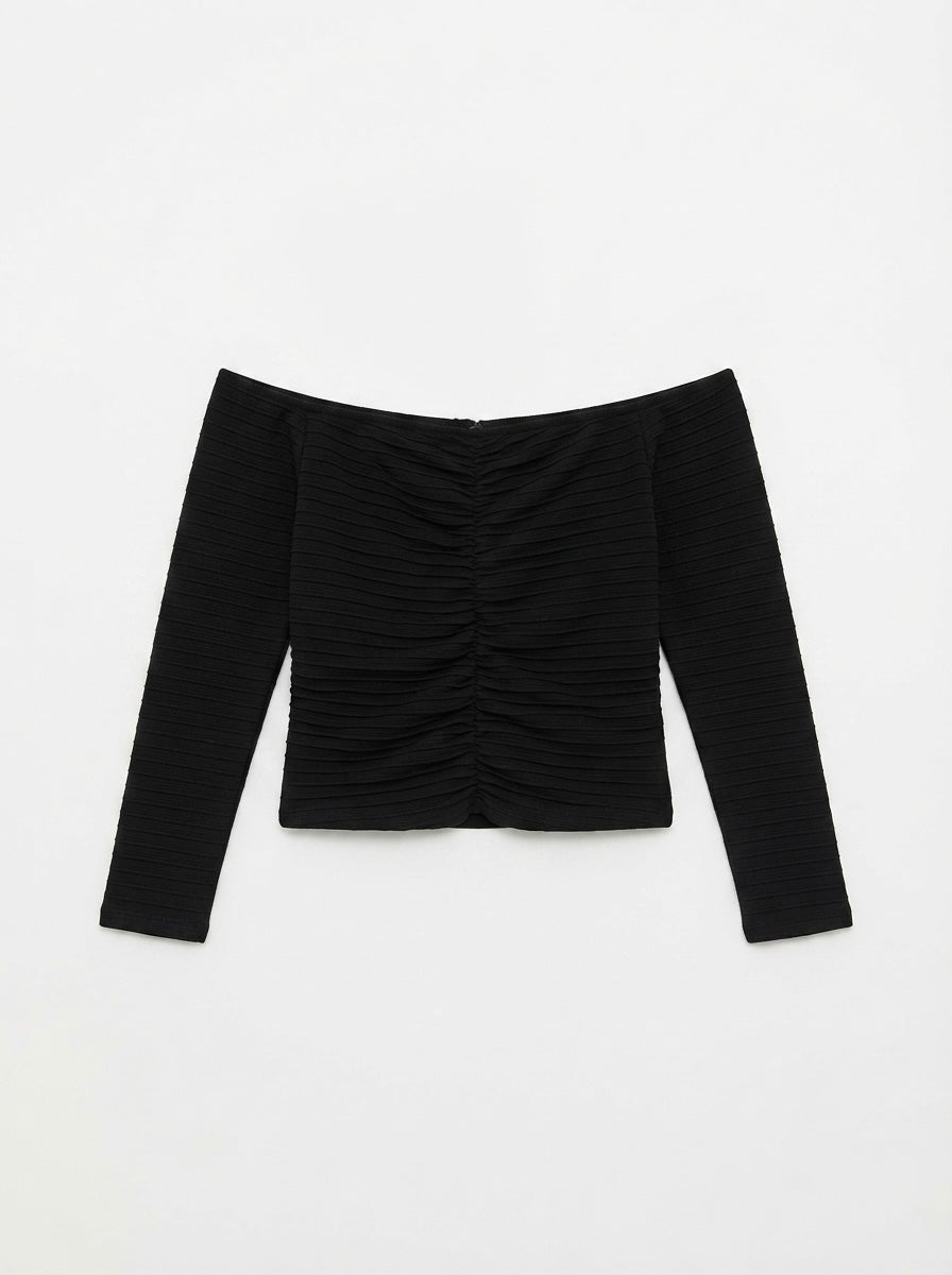 Zara nabrani top otvorenih ramena | M