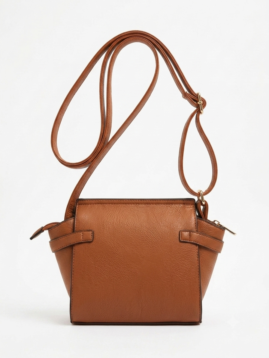 Smeđa crossbody torba s upečatljivom kopčom